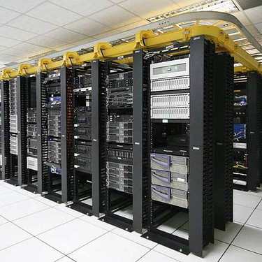 双轮驱动 互联网设备销售与网络技术服务如何协同发展